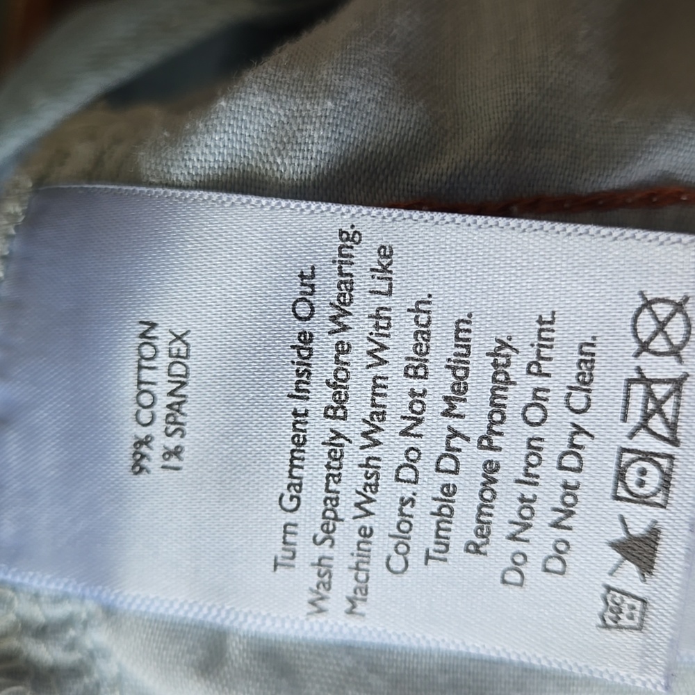 Eddie Bauer Blue Denim Jean Shorts 2 - Picture 4 of 8